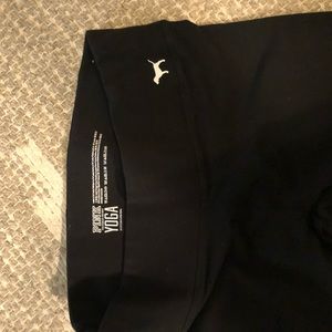 Victoria’s Secret yoga legging